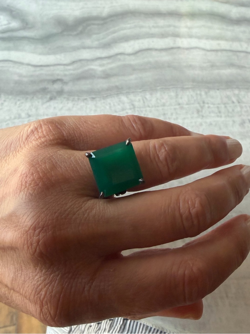 Green Onyx Square Statement Ring - Picture 3 of 7